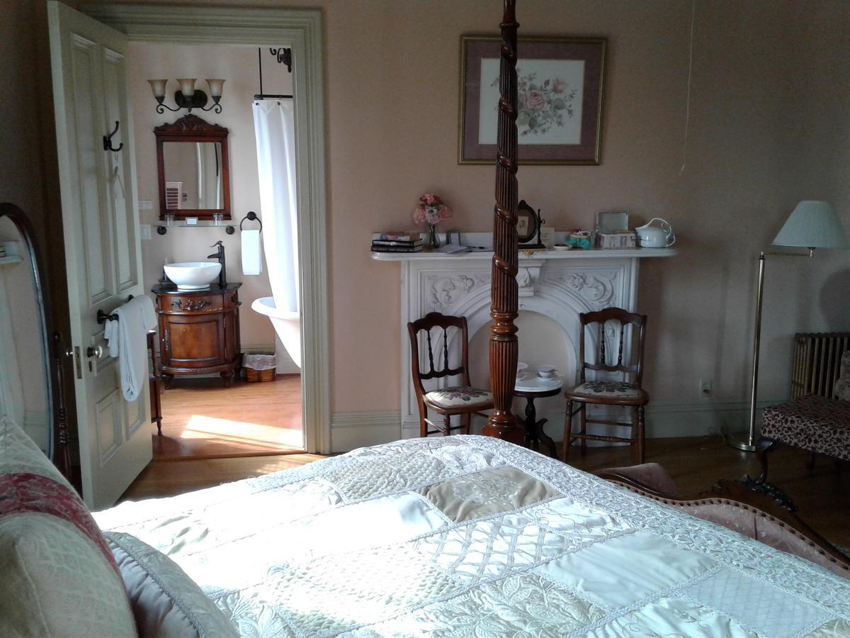Proctor Mansion Inn Wrentham Eksteriør bilde