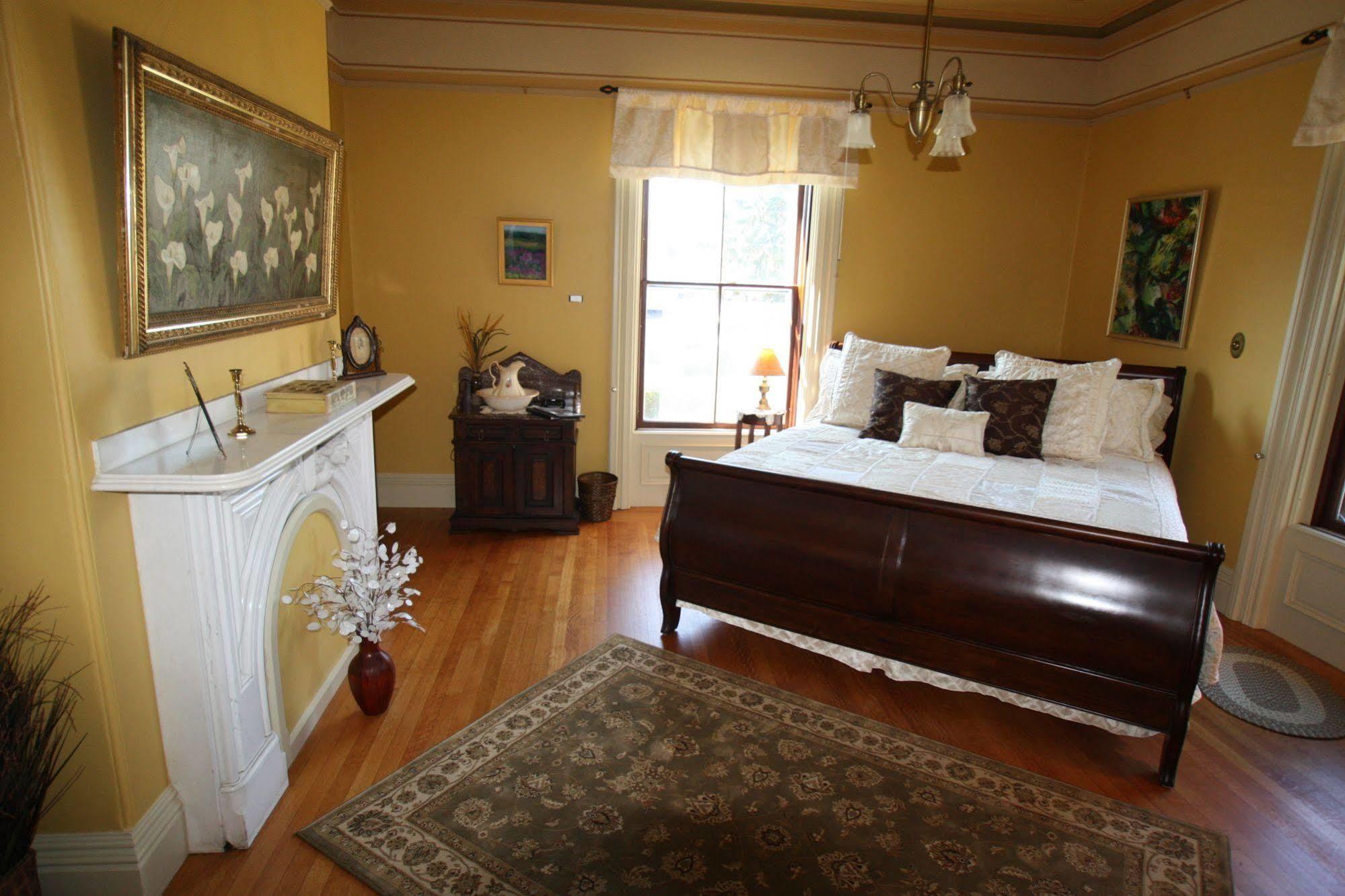 Proctor Mansion Inn Wrentham Eksteriør bilde